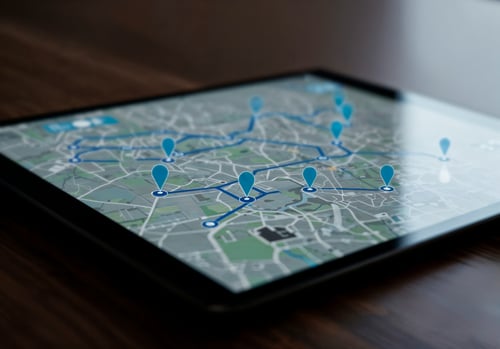 IoT Asset Tracking Devices vs. Asset Tracking Tags: What’s the Difference?