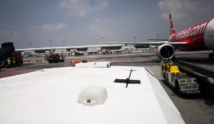 Photo of device on trailer at the airport