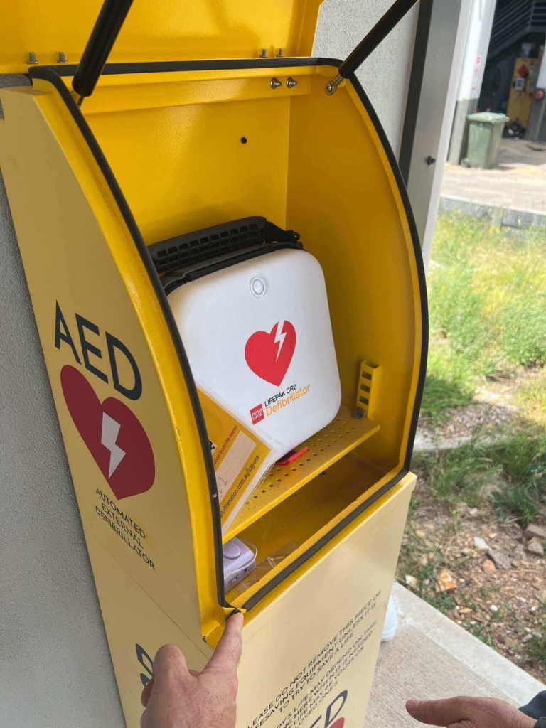 AED machine